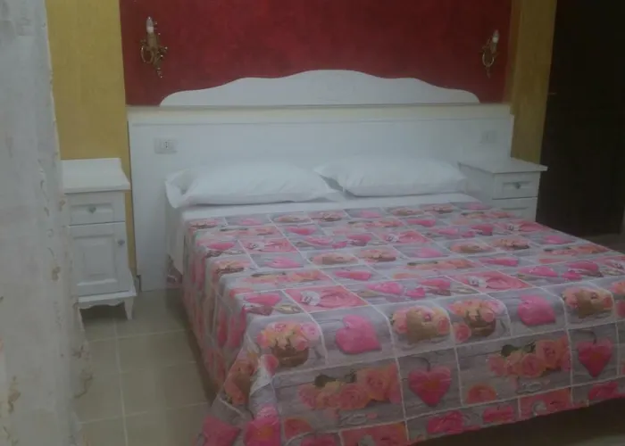 B&B Il Rifugio Di Dante 시나룬가